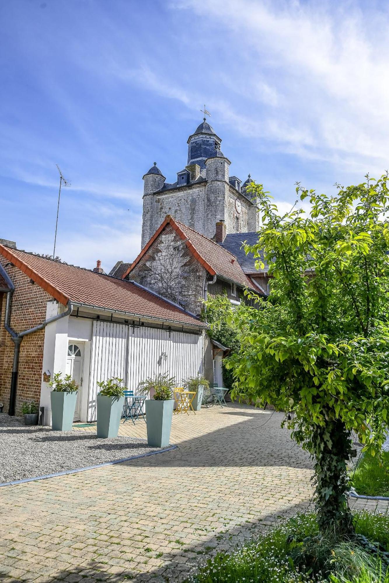 Le Relais Du Beffroi & Spa Сен-Рикье Экстерьер фото